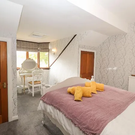 Fir Trees Tatil Evi *